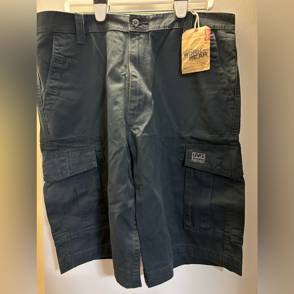 Levis Cargo Shorts